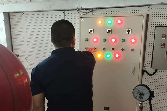 小區(qū)<a href=http://www.xiaofangweibao.com target=_blank class=infotextkey>消防維保</a>需要什么資質(zhì)